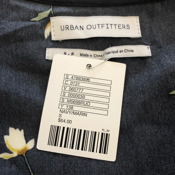 Urban Outfitters Navy Floral Romper - Picture 5 of 6